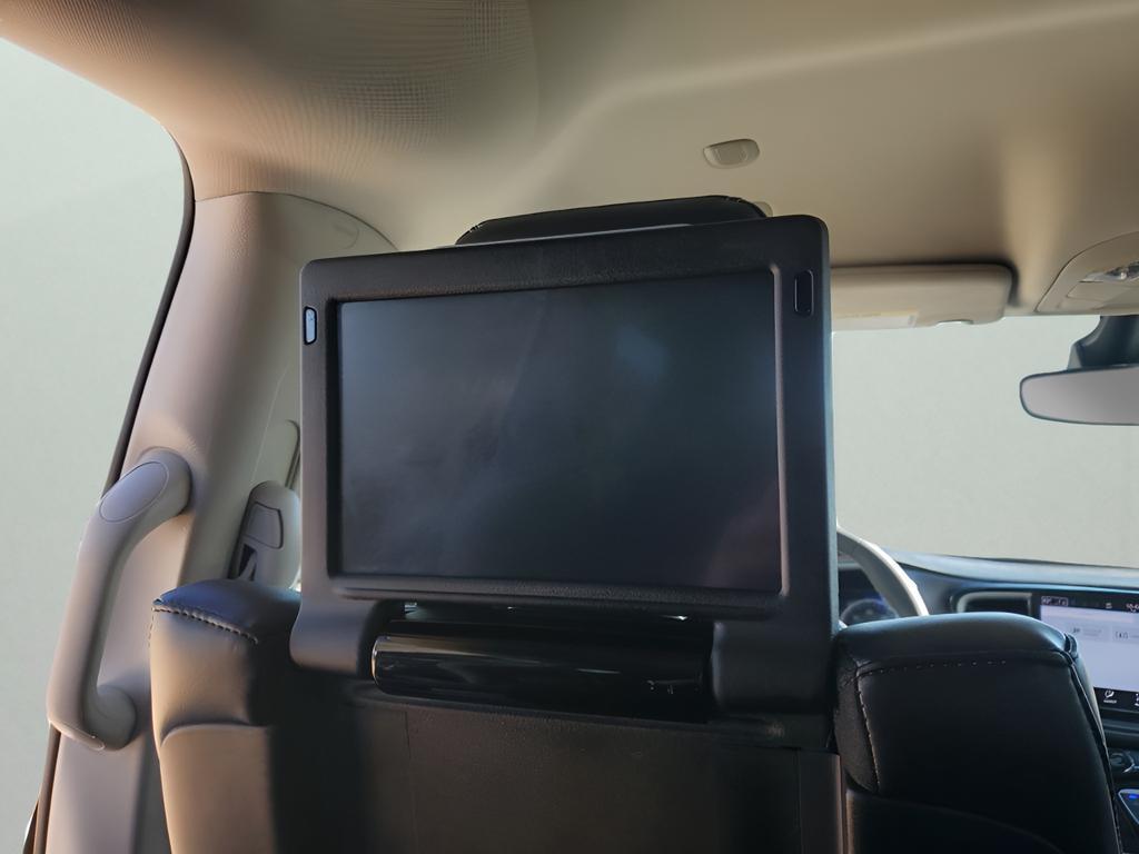 used 2023 Chrysler Pacifica car, priced at $36,497