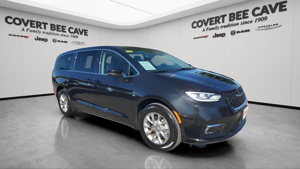 used 2023 Chrysler Pacifica car, priced at $36,497