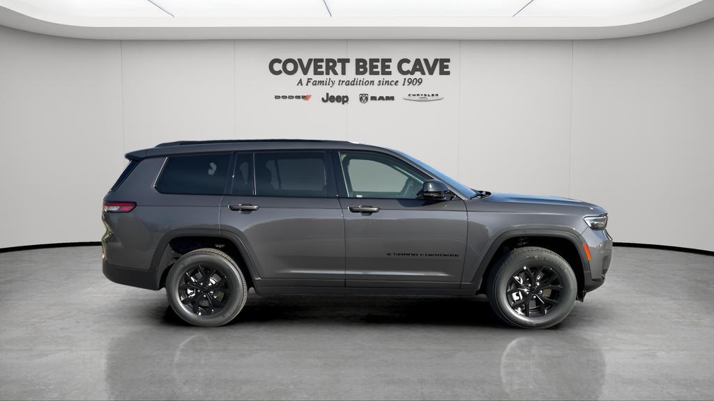 new 2025 Jeep Grand Cherokee L car, priced at $41,701