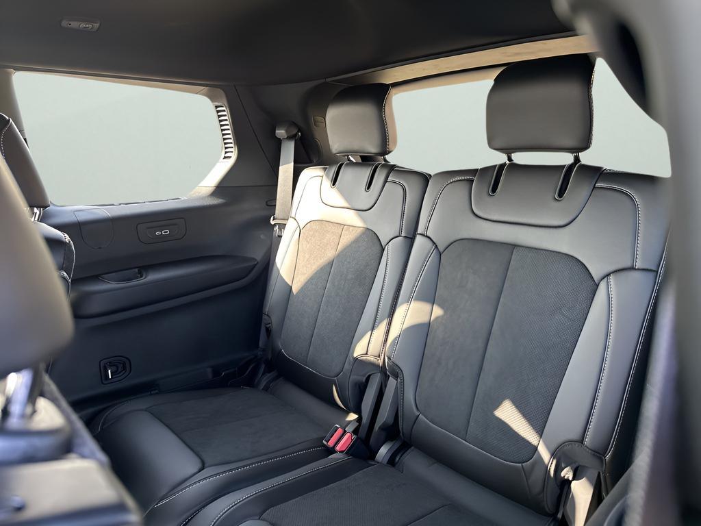 new 2025 Jeep Grand Cherokee L car, priced at $41,701