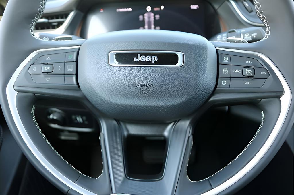new 2025 Jeep Grand Cherokee car, priced at $32,064