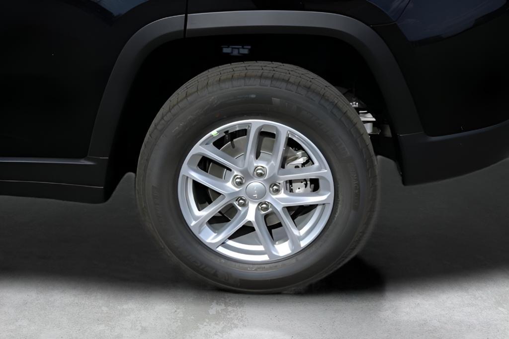 new 2025 Jeep Grand Cherokee car, priced at $32,064