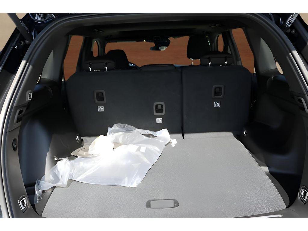 new 2025 Jeep Grand Cherokee car, priced at $32,064