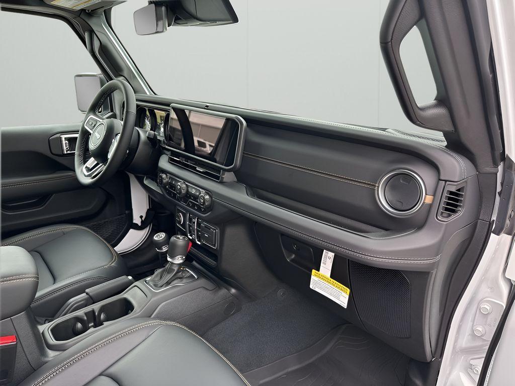 new 2025 Jeep Wrangler car, priced at $56,827