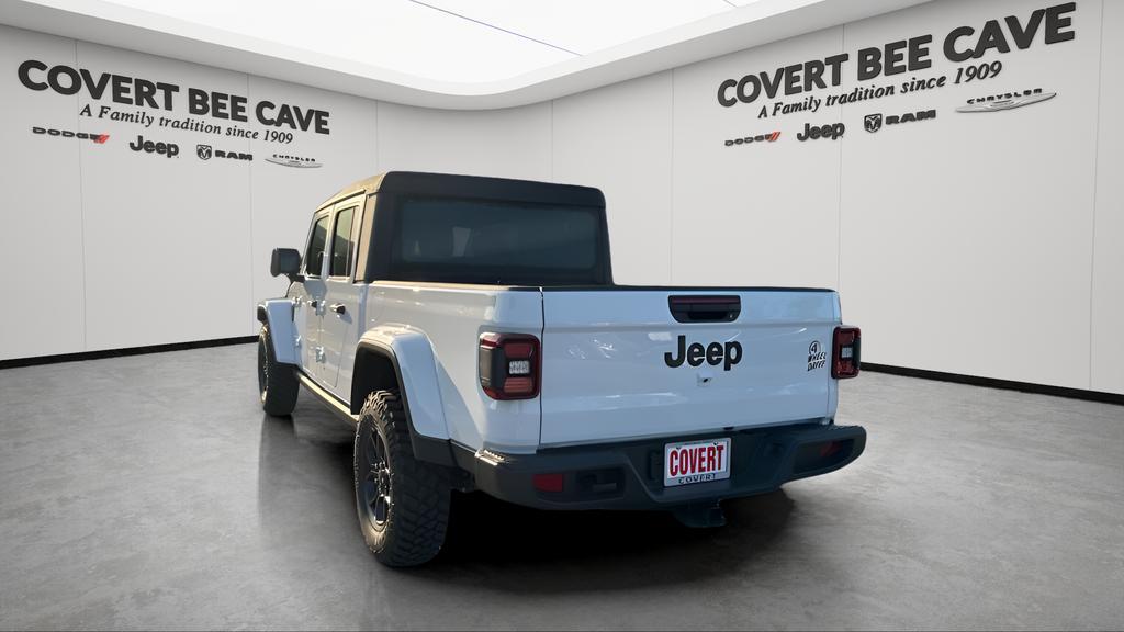 new 2025 Jeep Gladiator car, priced at $41,254