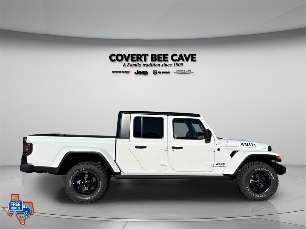 new 2025 Jeep Gladiator car, priced at $50,595