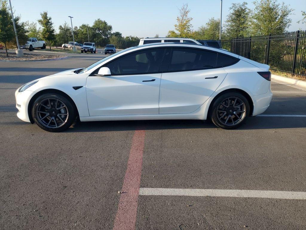 used 2021 Tesla Model 3 car, priced at $26,997