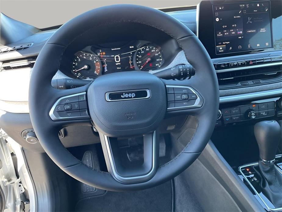 new 2025 Jeep Compass car, priced at $27,360