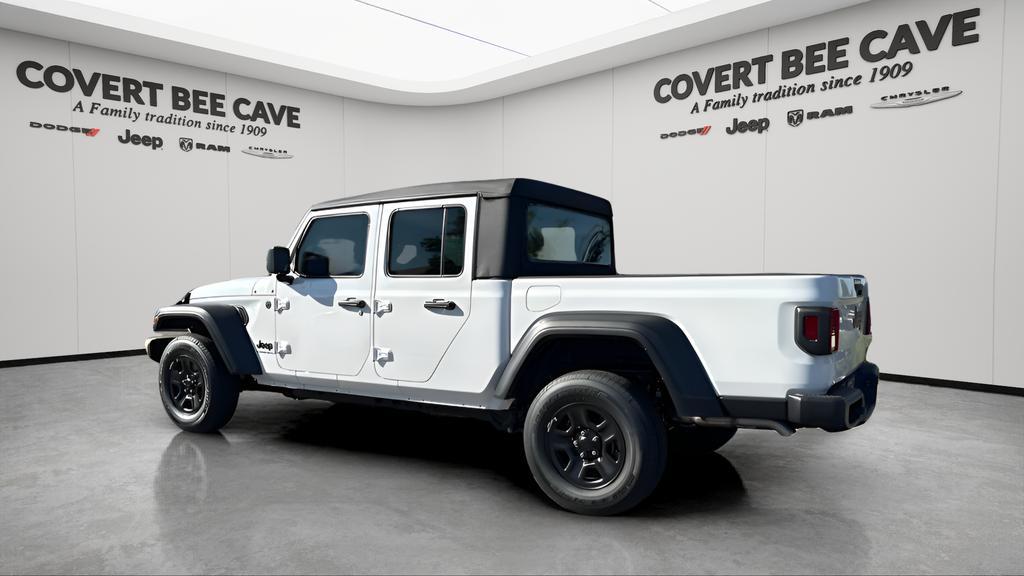 new 2025 Jeep Gladiator car, priced at $35,017
