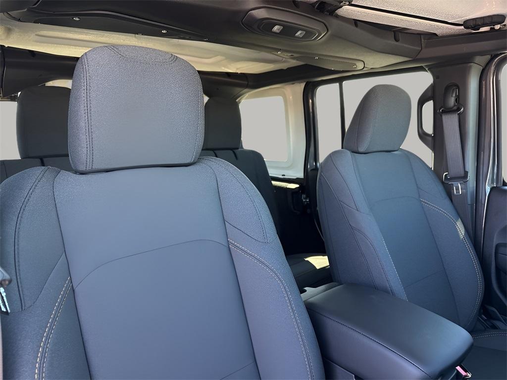 new 2025 Jeep Wrangler car, priced at $38,157