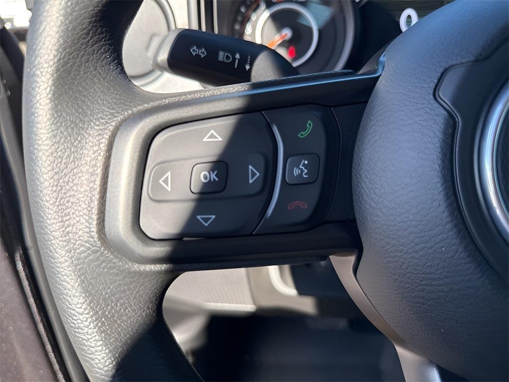 new 2025 Jeep Wrangler car, priced at $38,157