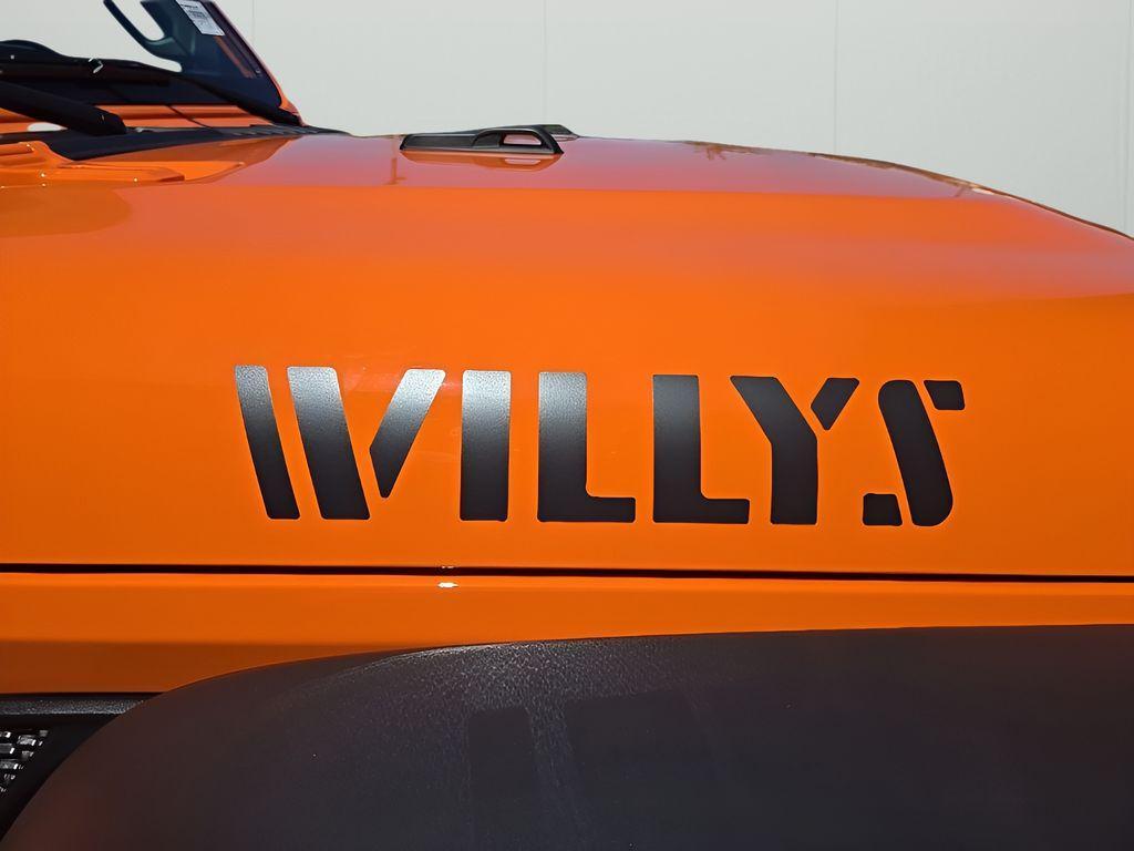 new 2025 Jeep Wrangler car, priced at $47,632