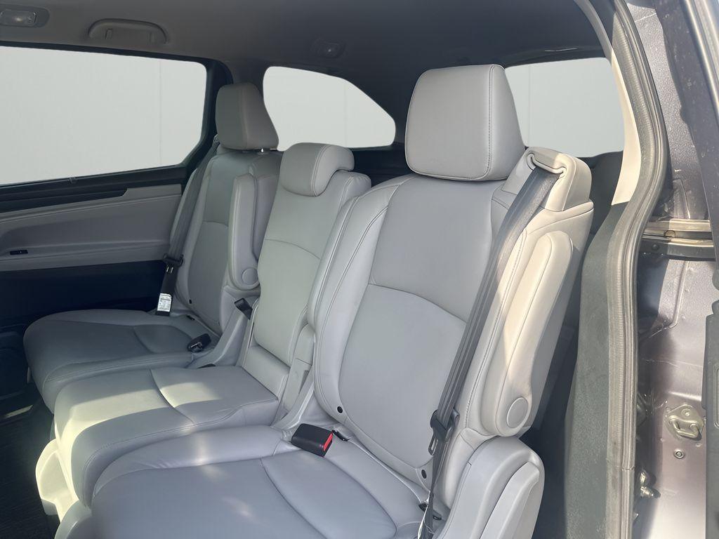 used 2023 Honda Odyssey car, priced at $32,234