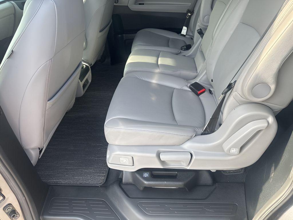 used 2023 Honda Odyssey car, priced at $32,234