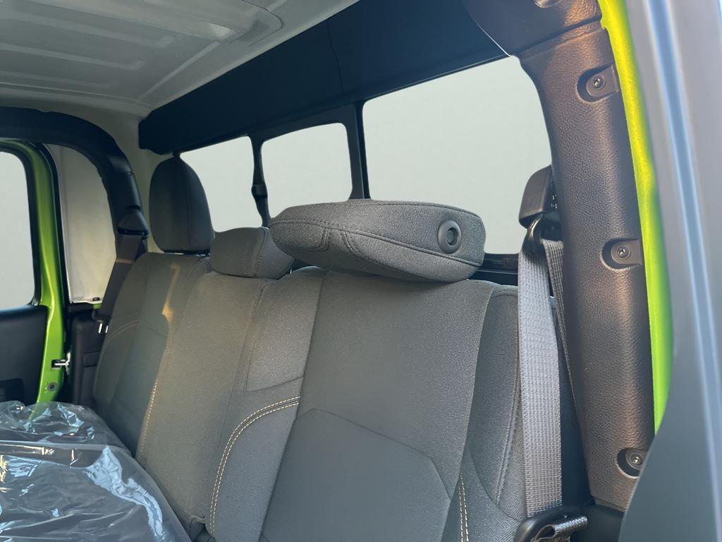 new 2025 Jeep Gladiator car, priced at $47,275