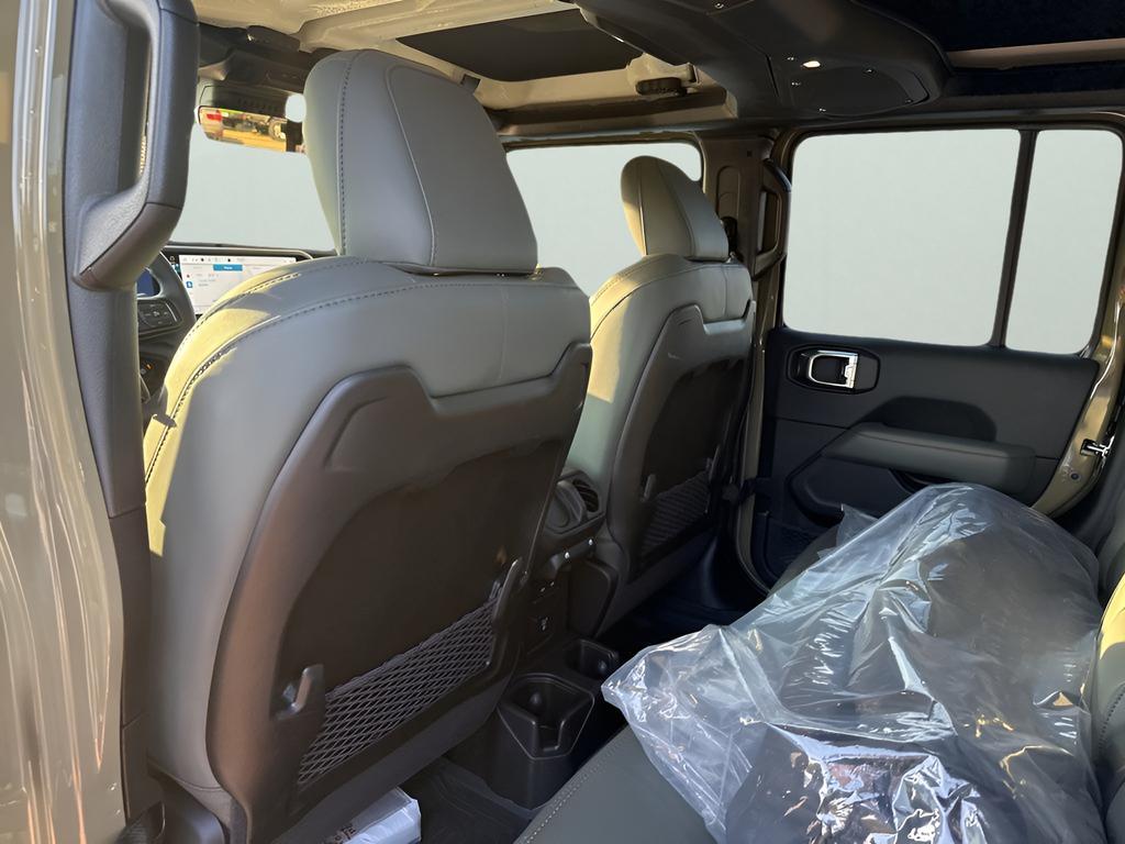 new 2025 Jeep Gladiator car, priced at $54,915