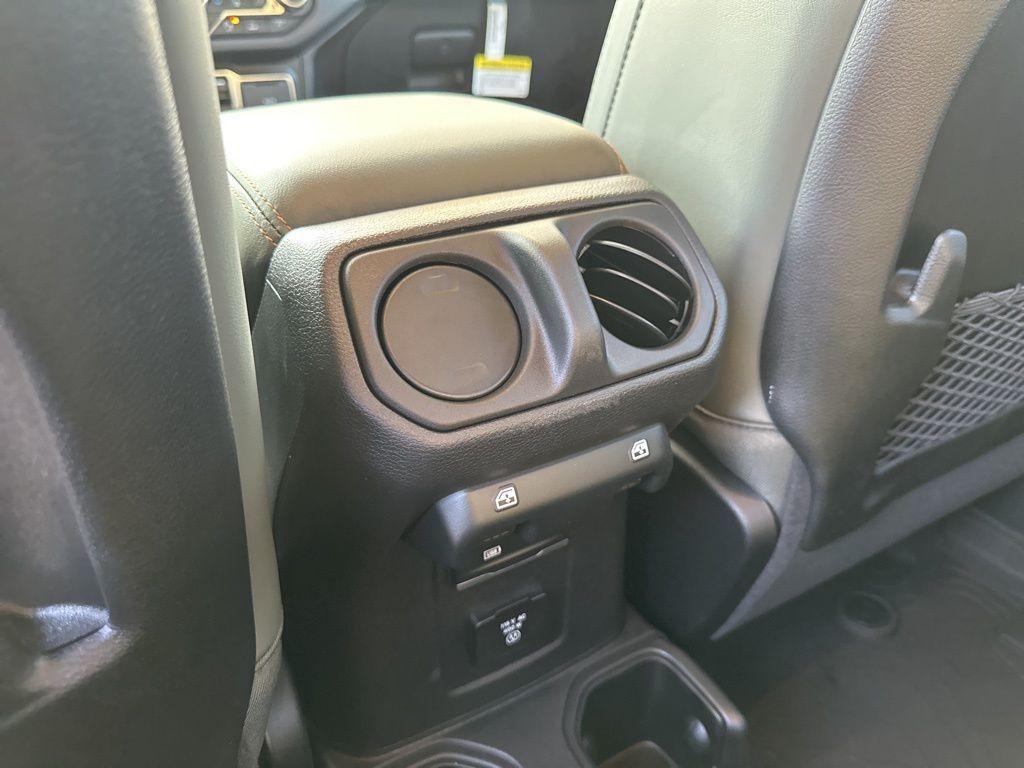 new 2025 Jeep Gladiator car, priced at $54,915