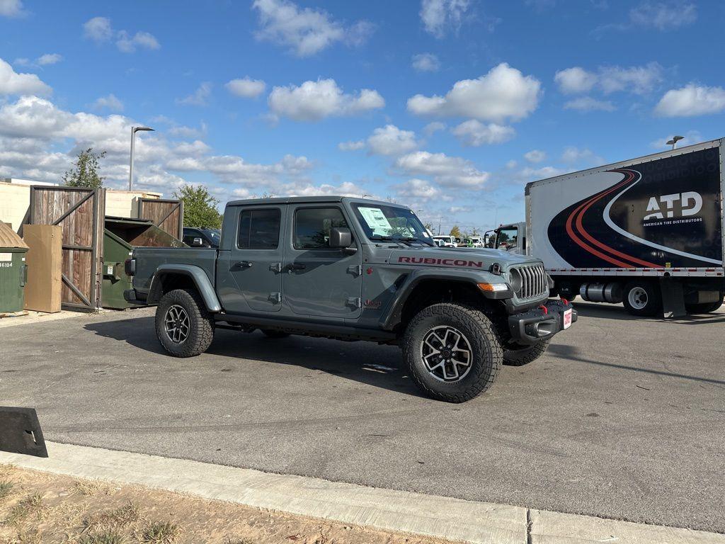 new 2025 Jeep Gladiator car, priced at $58,915