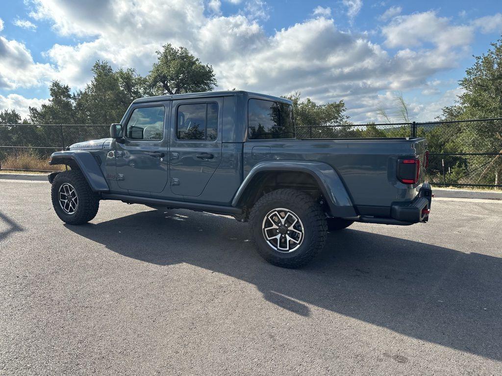 new 2025 Jeep Gladiator car, priced at $58,915