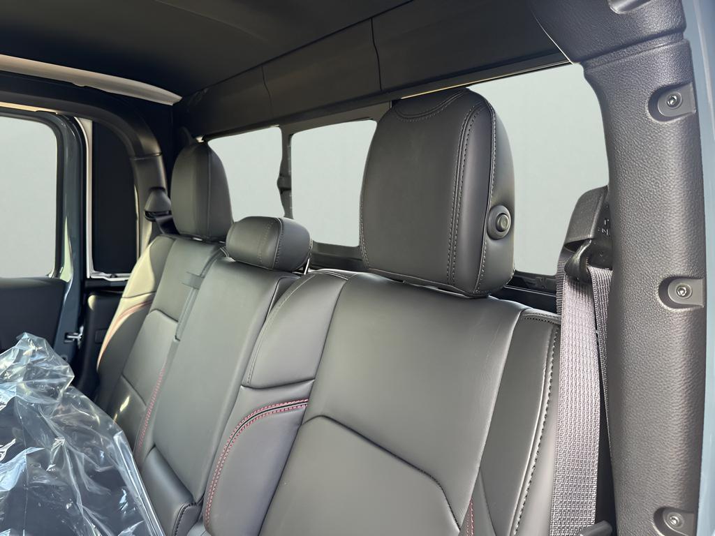 new 2025 Jeep Gladiator car, priced at $53,915