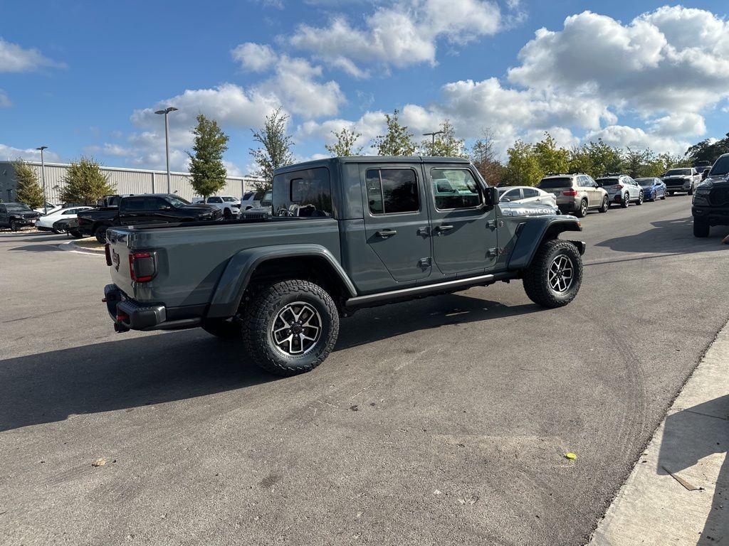new 2025 Jeep Gladiator car, priced at $58,915