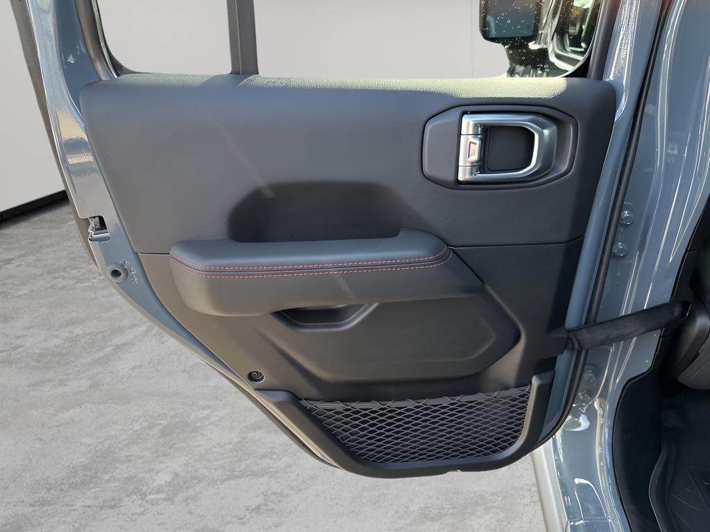 new 2025 Jeep Gladiator car, priced at $53,915