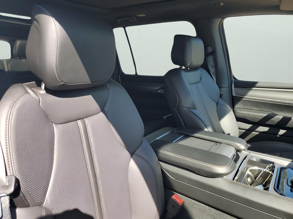 new 2025 Jeep Wagoneer car, priced at $68,811