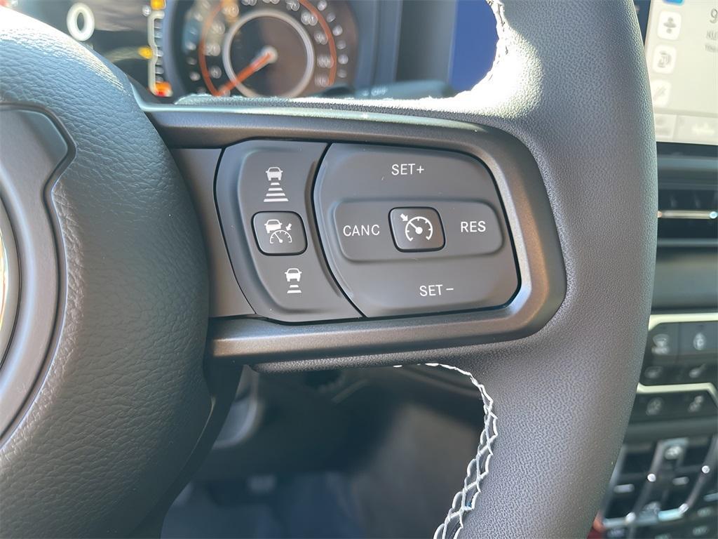 new 2025 Jeep Wrangler car, priced at $47,500