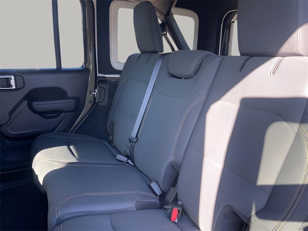 new 2025 Jeep Wrangler car, priced at $47,500