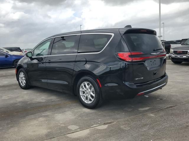 used 2024 Chrysler Pacifica car, priced at $35,560