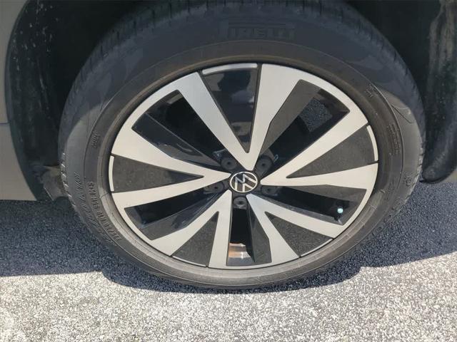 used 2022 Volkswagen Taos car, priced at $18,590