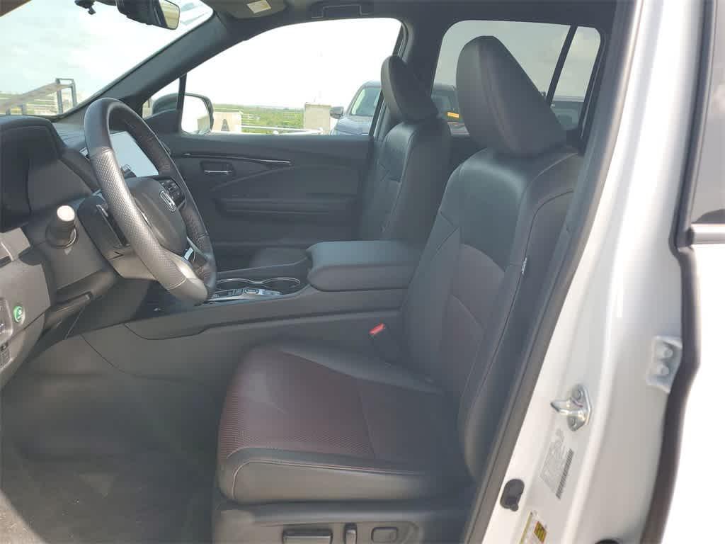 used 2025 Honda Ridgeline car, priced at $39,685