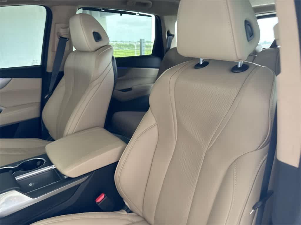 used 2023 Acura MDX car, priced at $36,830