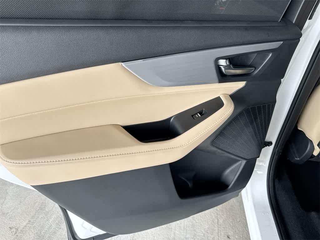used 2023 Acura MDX car, priced at $36,830
