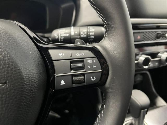 new 2025 Honda Civic Hybrid car, priced at $33,900