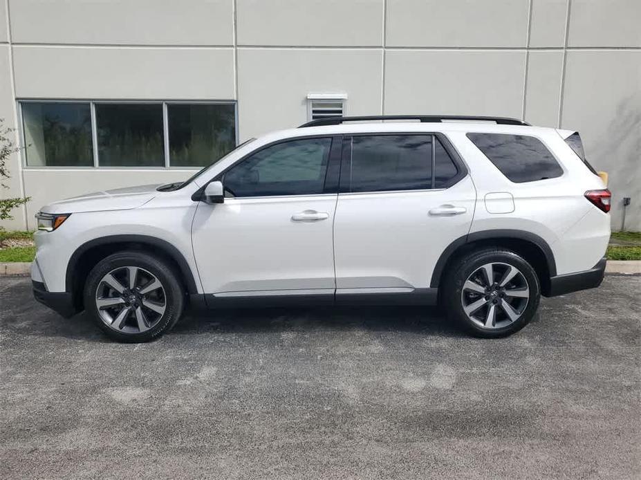 used 2023 Honda Pilot car, priced at $41,868