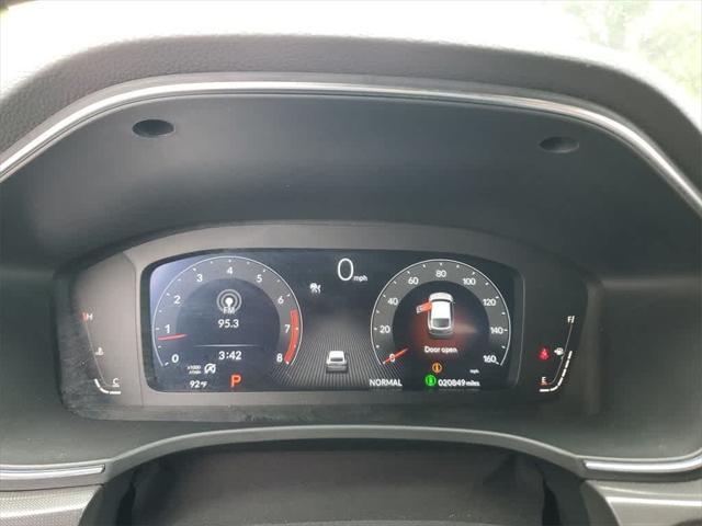used 2025 Acura Integra car, priced at $28,014