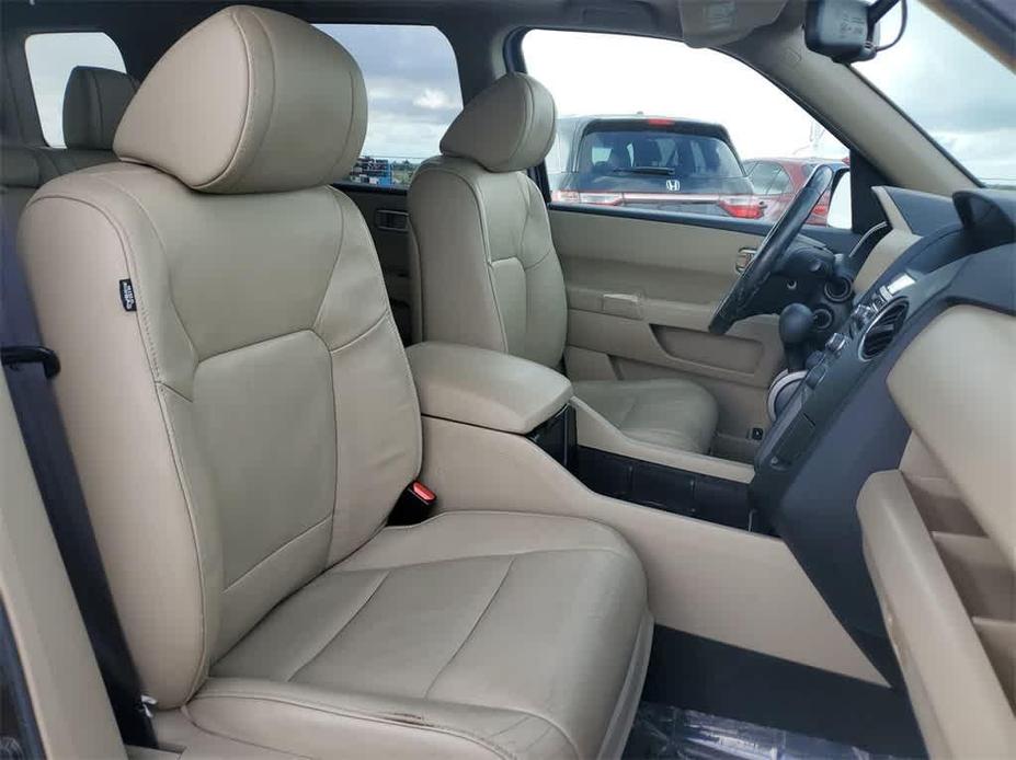 used 2013 Honda Pilot car, priced at $15,998