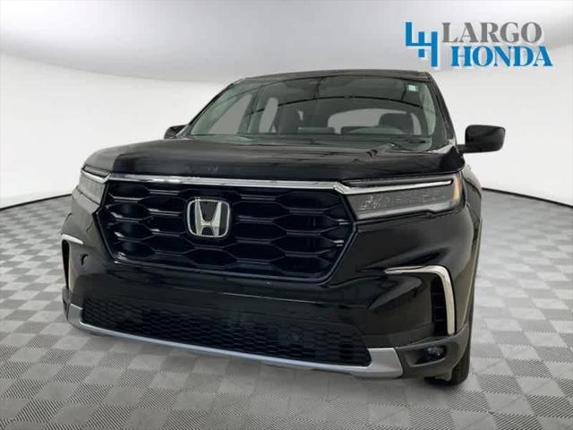 new 2025 Honda Pilot car, priced at $46,050