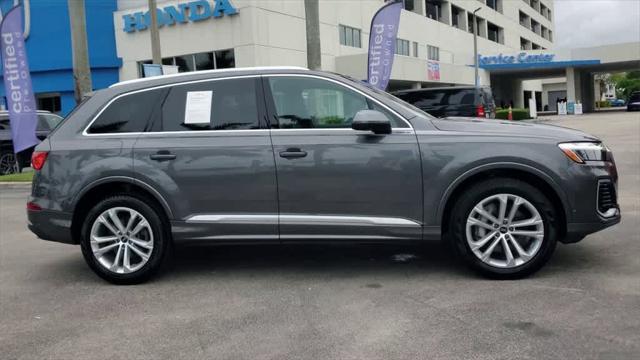 used 2025 Audi Q7 car, priced at $47,191