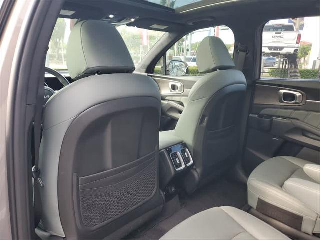 used 2025 Kia Sorento car, priced at $39,490
