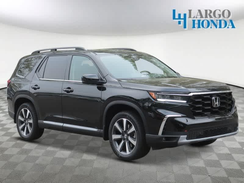 new 2025 Honda Pilot car, priced at $47,950