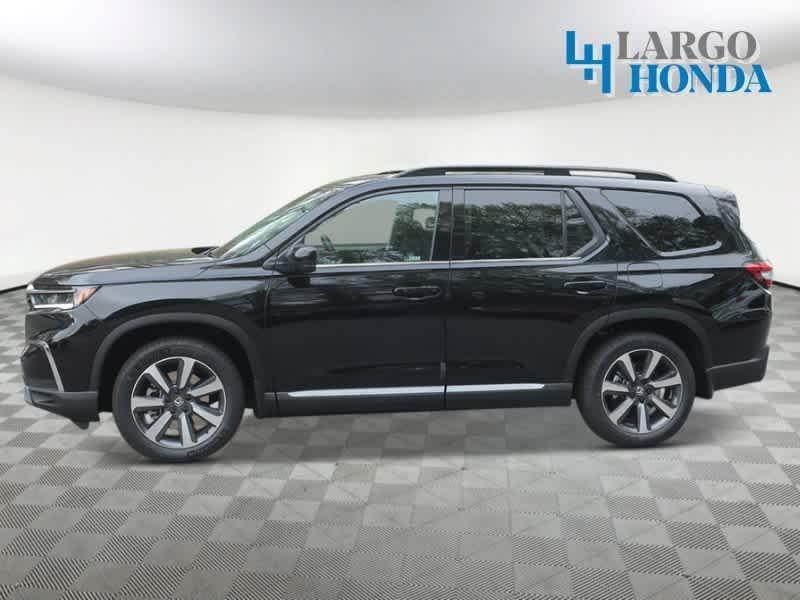 new 2025 Honda Pilot car, priced at $47,950