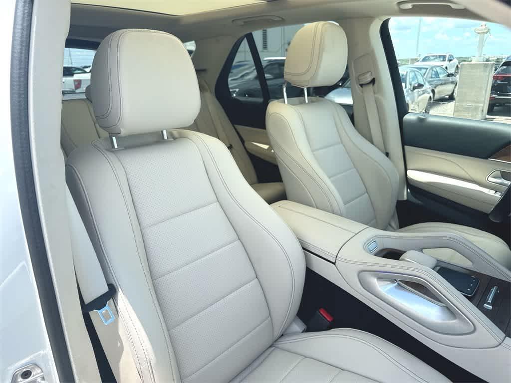 used 2024 Mercedes-Benz GLE 450 car, priced at $62,990