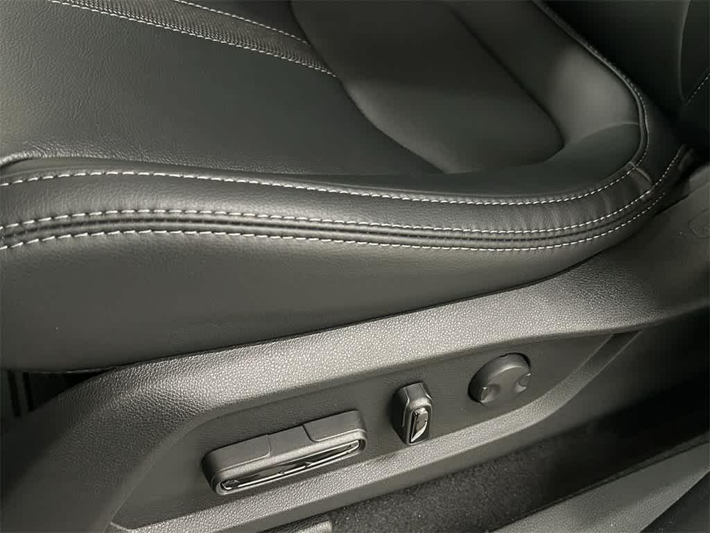new 2025 Honda Pilot car, priced at $51,950