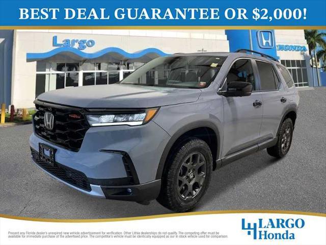 new 2025 Honda Pilot car, priced at $48,275