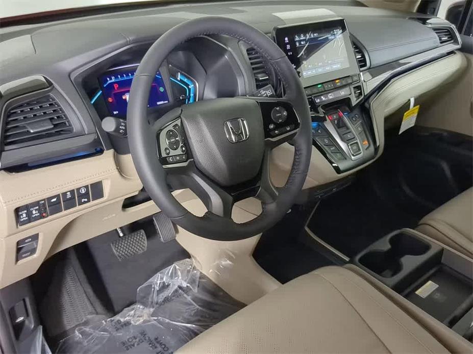 new 2024 Honda Odyssey car, priced at $50,720