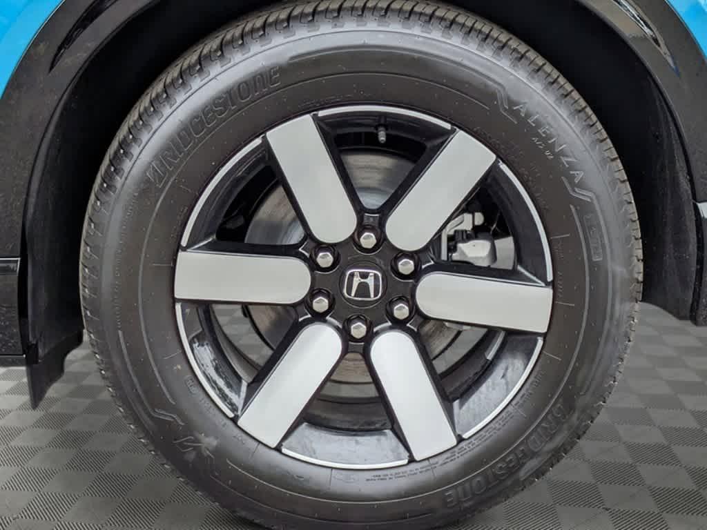 new 2025 Honda Prologue car, priced at $49,715