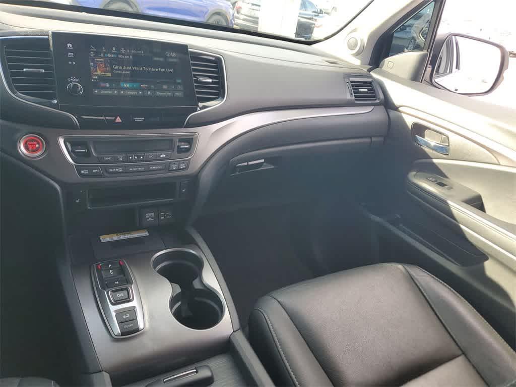 used 2021 Honda Pilot car, priced at $25,845