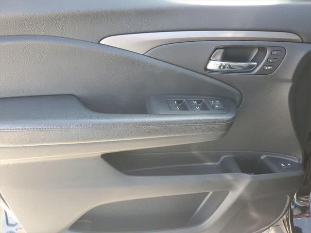 used 2020 Honda Pilot car, priced at $23,783